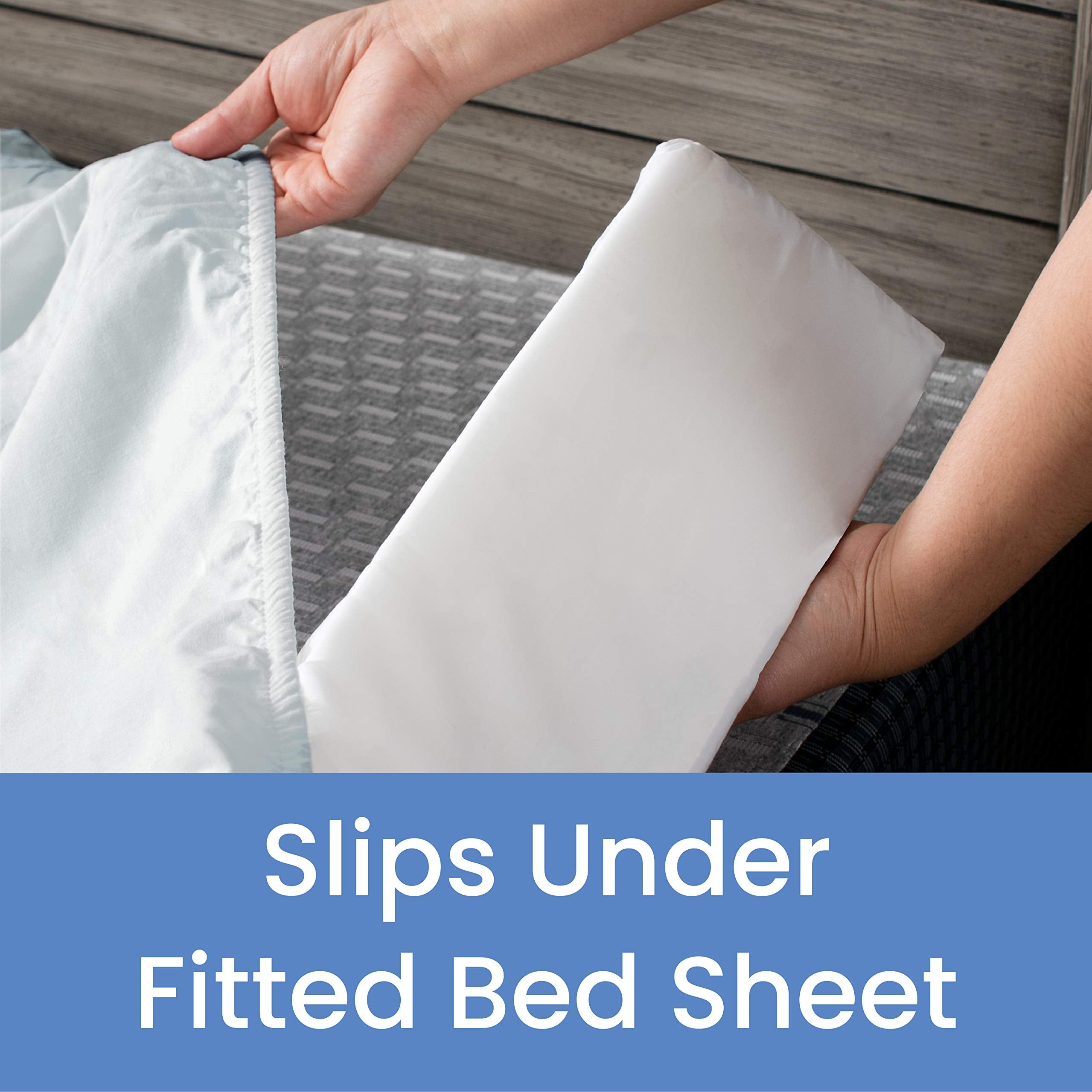 Delta Children bumper features water-resistant cover for easy cleaning.