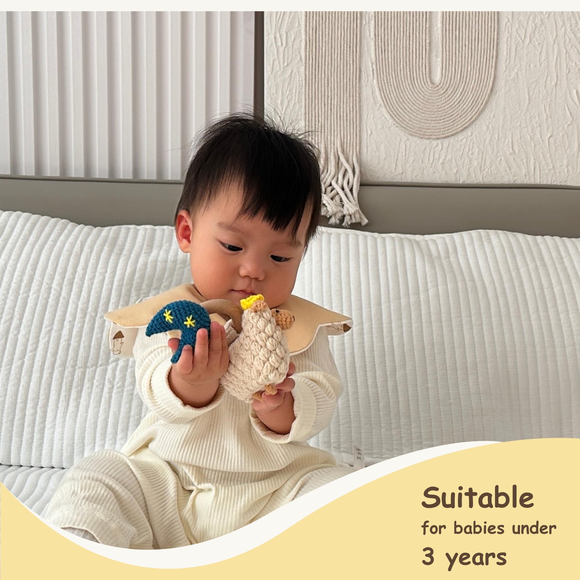DICHA wood baby rattle bell sound image emphasizing gentle rattle for early development.