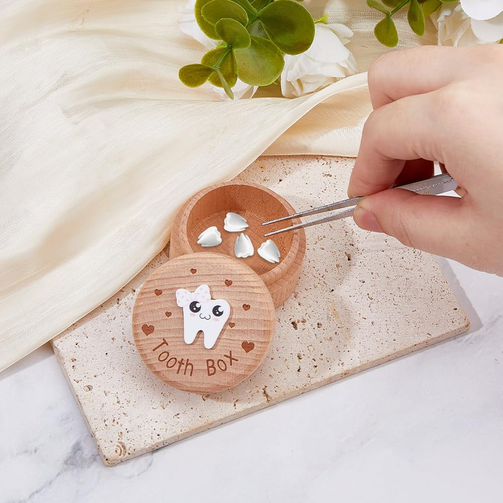 DICOSMETIC growth keepsake box holds first haircut and tiny mementos.