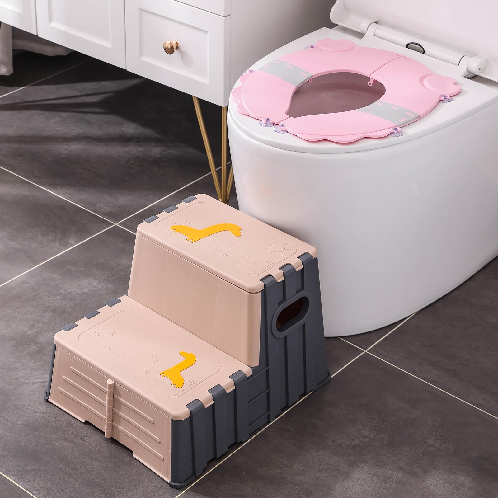 DIJIAMEIYA fits most toilets, ideal for on-the-go families