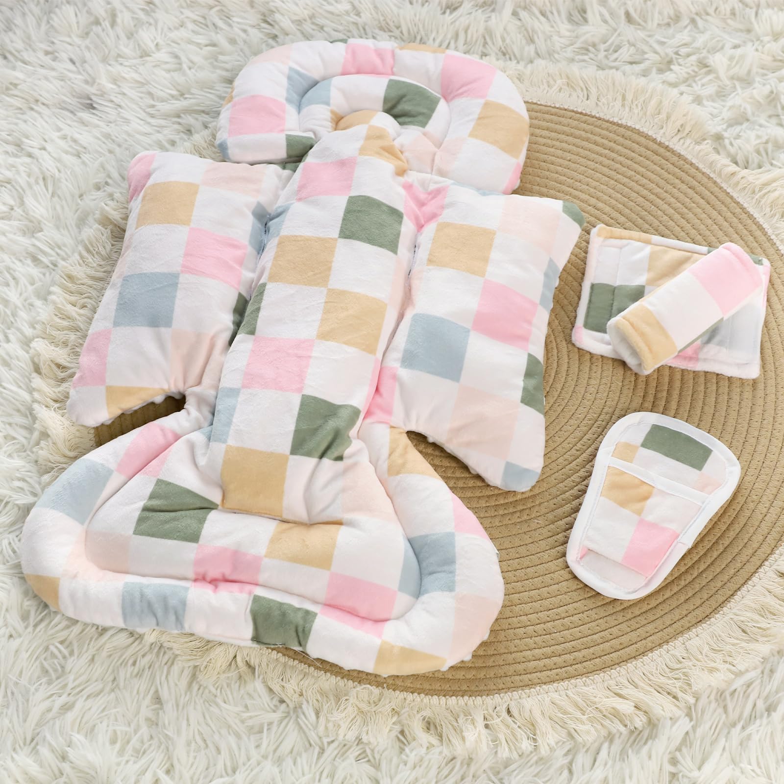 DILIMI checkered baby car seat cover pairs well with the insert for travel.