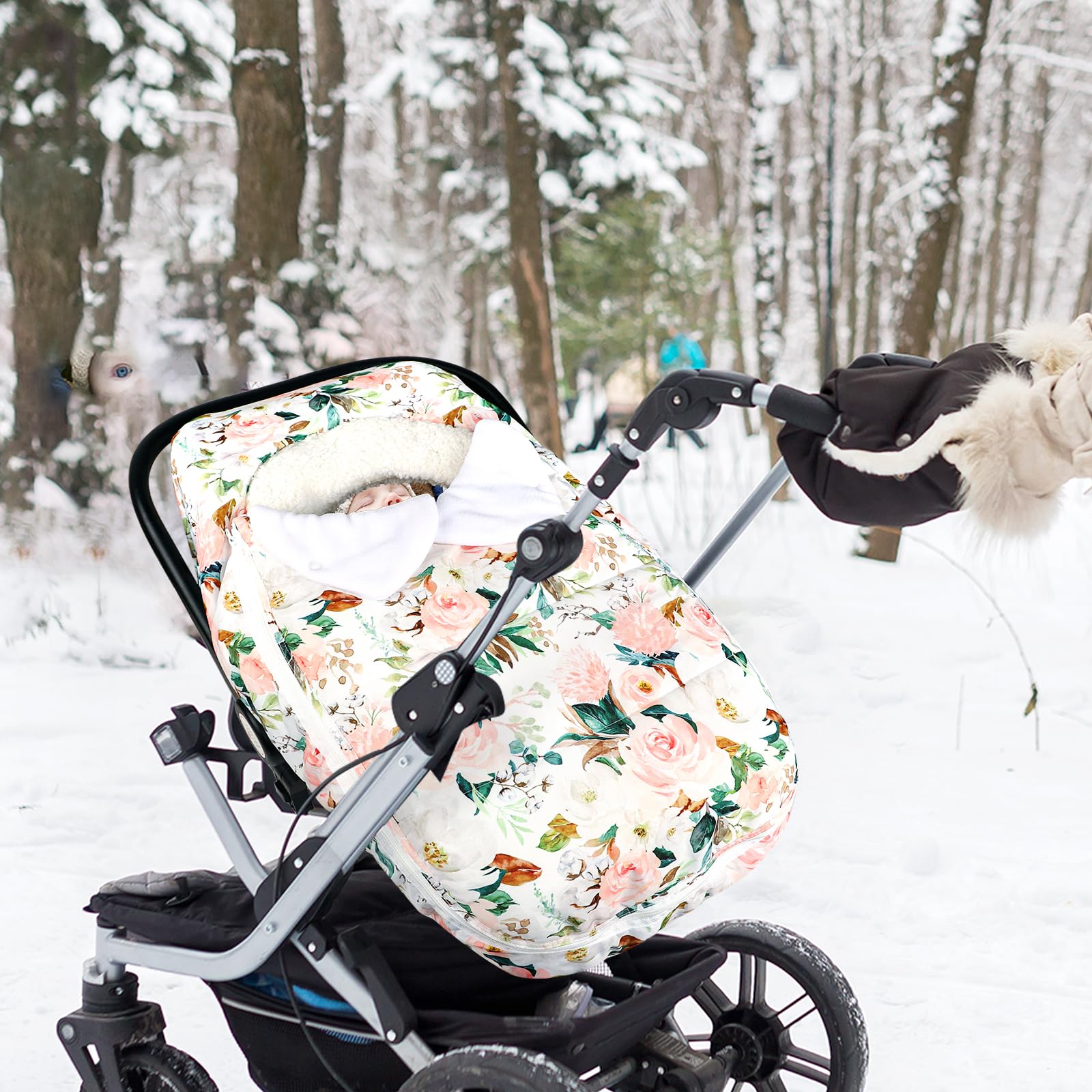 DILIMI durable polyester exterior built for everyday use