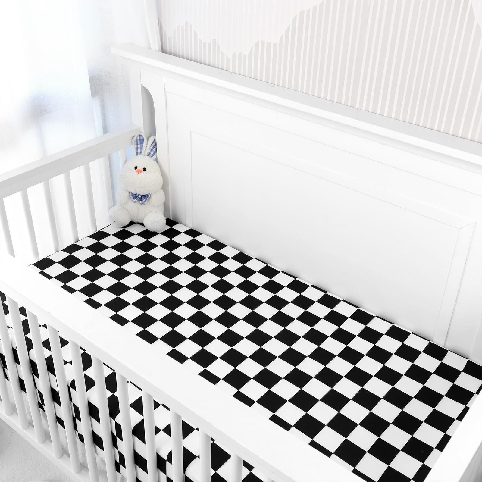 DILIMI easy-care crib sheet resists fading, wrinkles, and shrinking after washes
