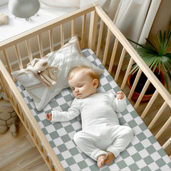 DILIMI crib sheet with hidden elastic band for a secure fit