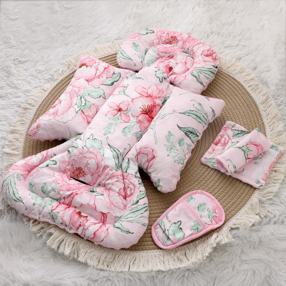 DILIMI soft-flannel and minky fabric offer two-sided warmth and breathability.