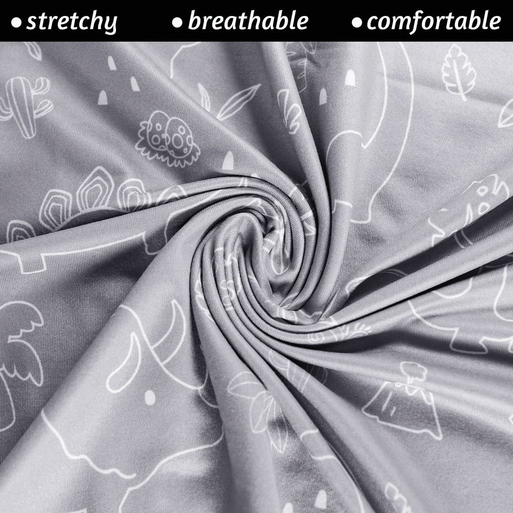 Dilimi cover includes a convenient handle for quick on-and-off.