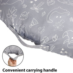 Dilimi cover features a large zipper for easy removal and wash.