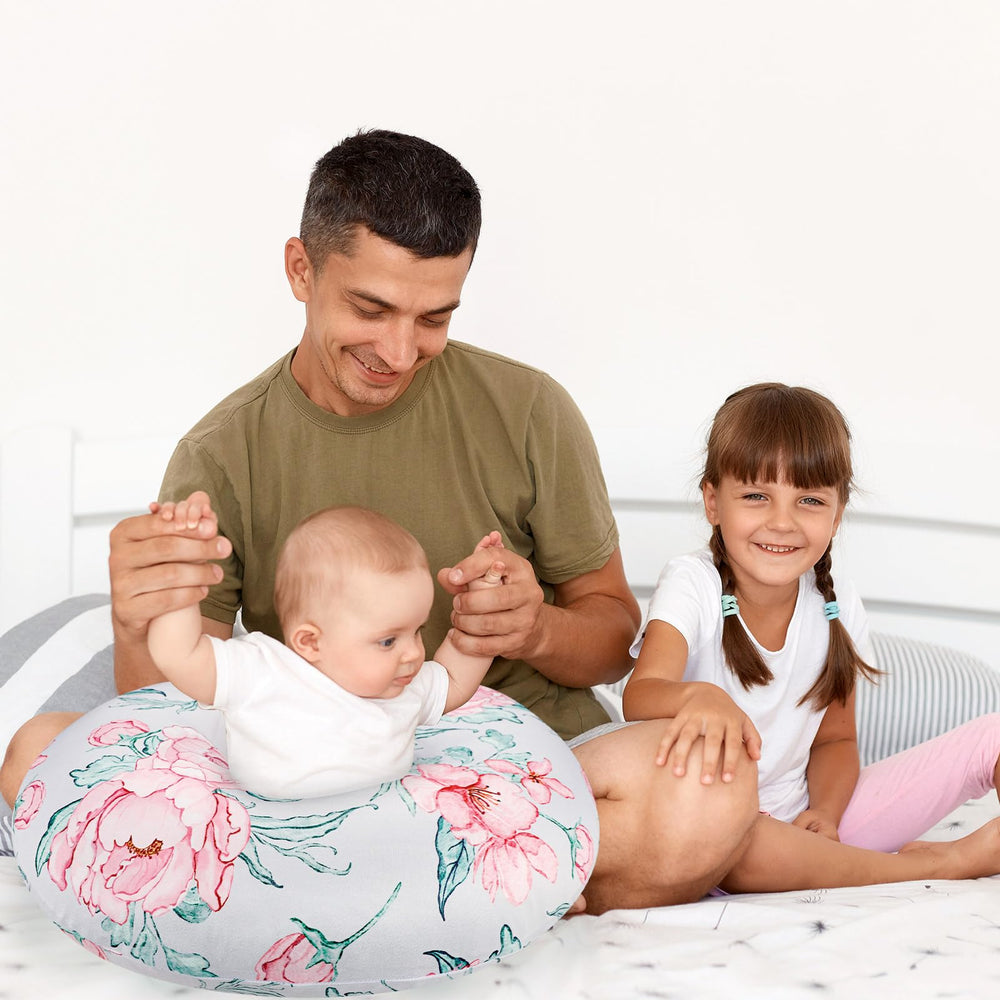 DILIMI fabric stays soft and breathable through daily nursing sessions.