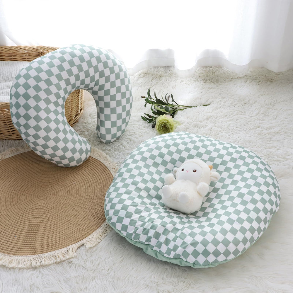 DILIMI green checkered cover makes a thoughtful baby shower gift.