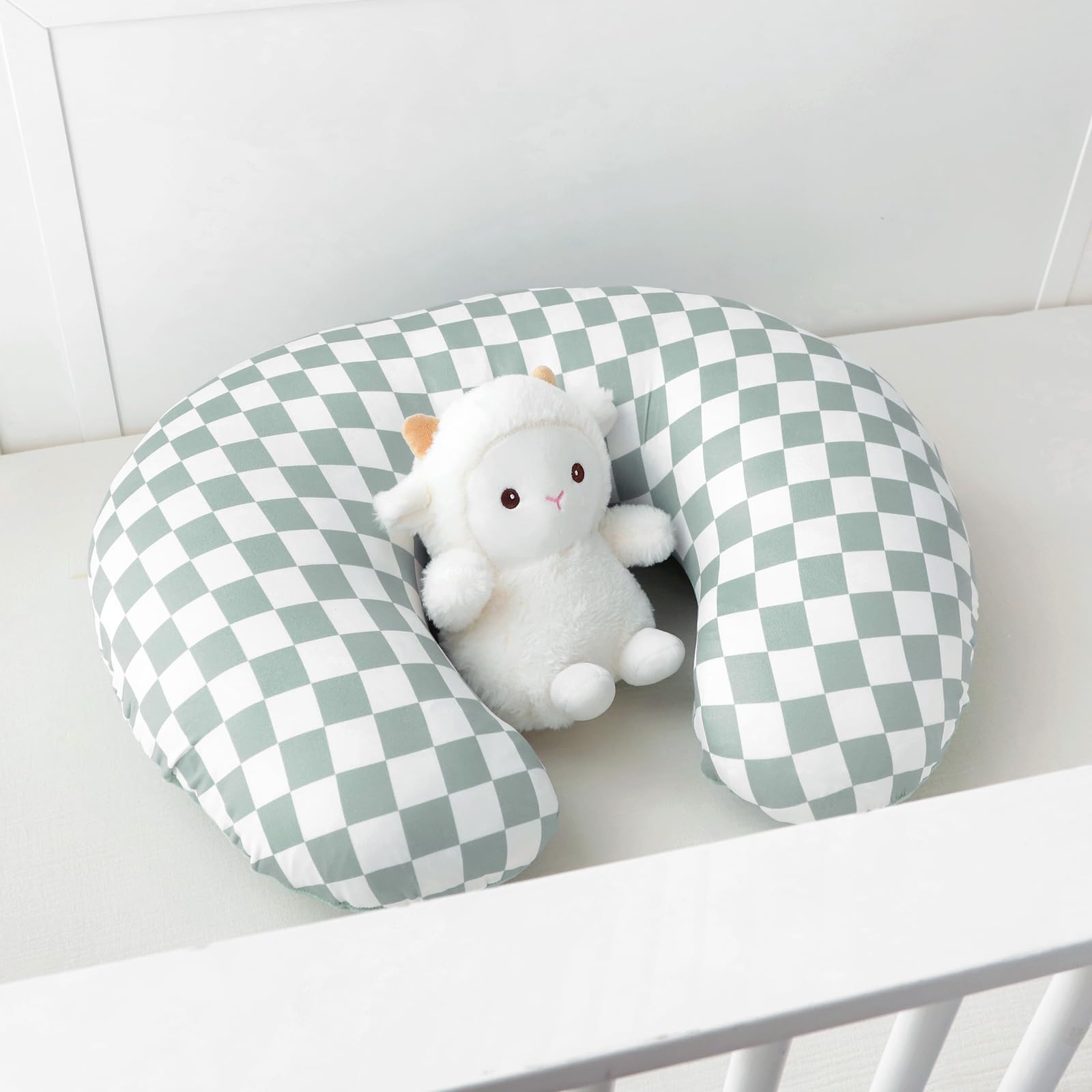 DILIMI easy-clean cover that withstands machine washing without fading.