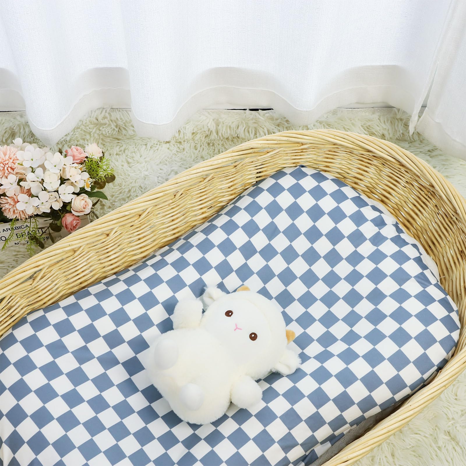 DILIMI soft polyester fabric delivers gentle, breathable touch for delicate skin.