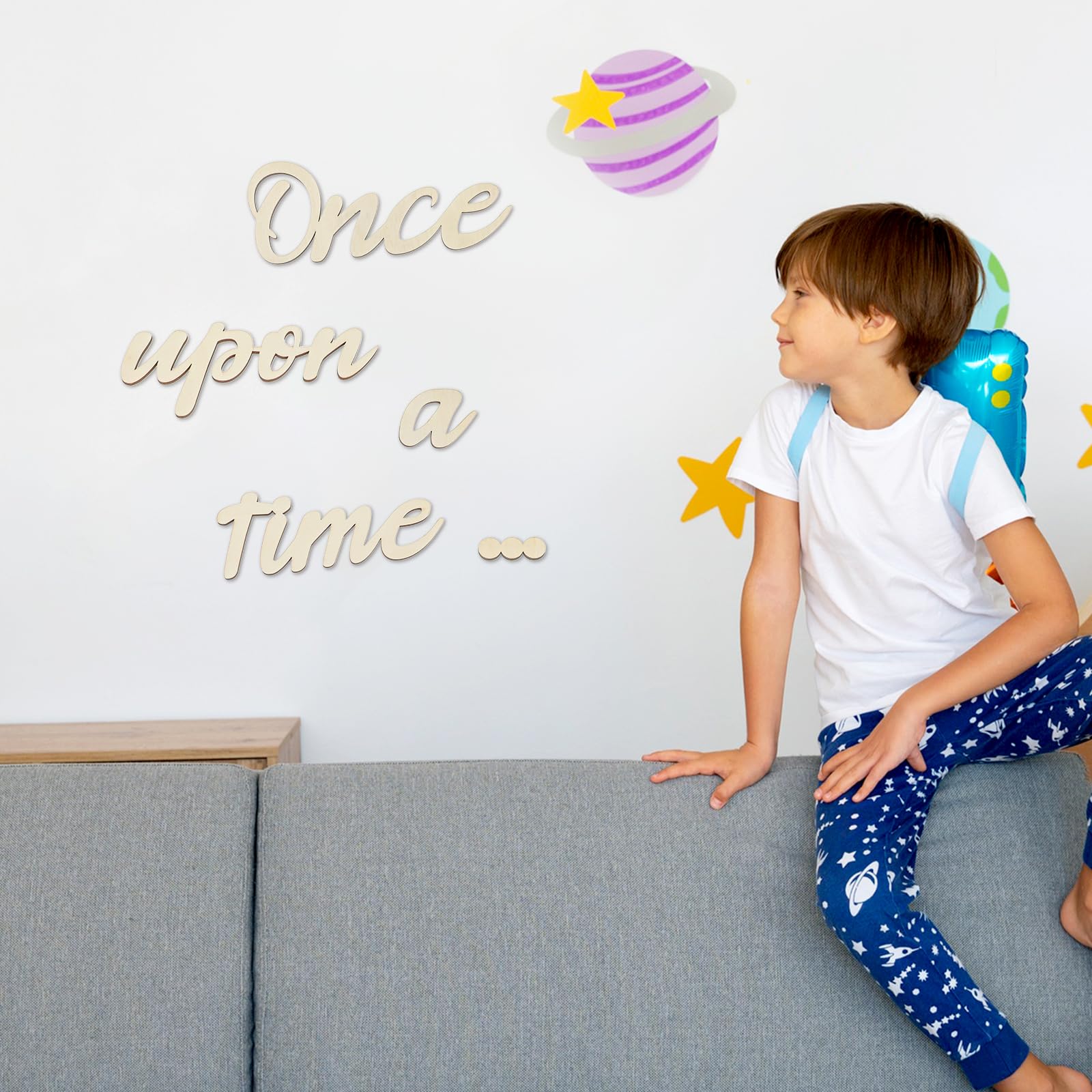 Dimeho wall sign with four word panels fits small to large spaces.