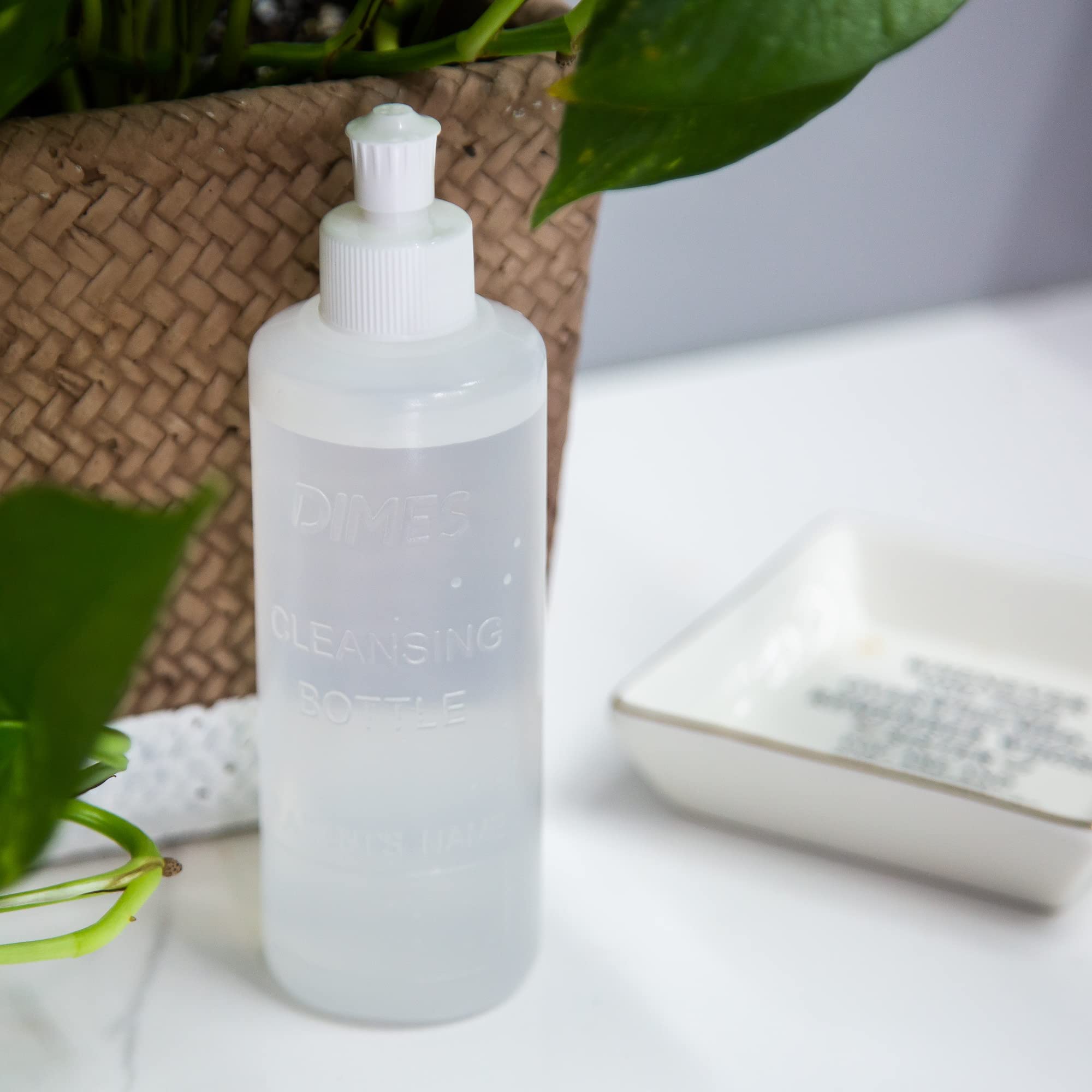 Dimes Peri Bottle travel-friendly compact fits in bags