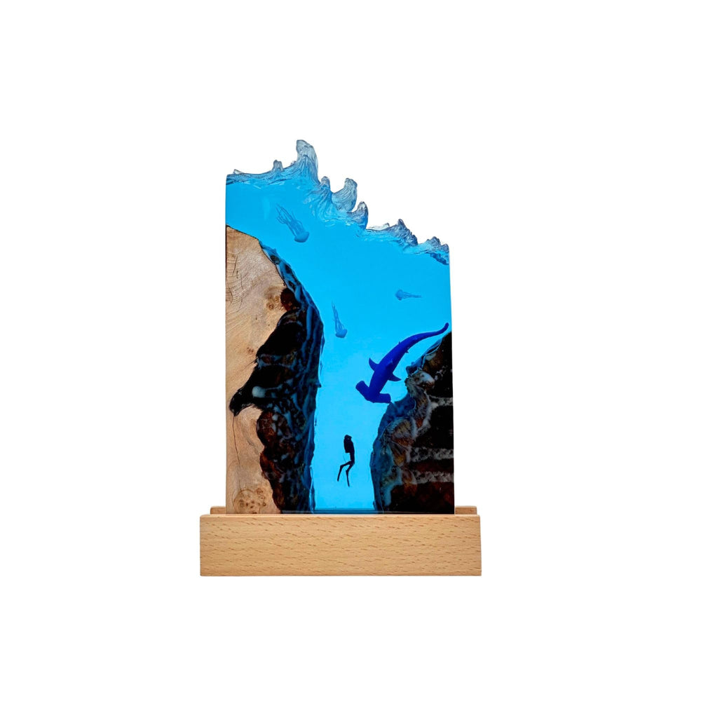 DiscoverSharks hammerhead LED night light with a glowing 3D ocean scene