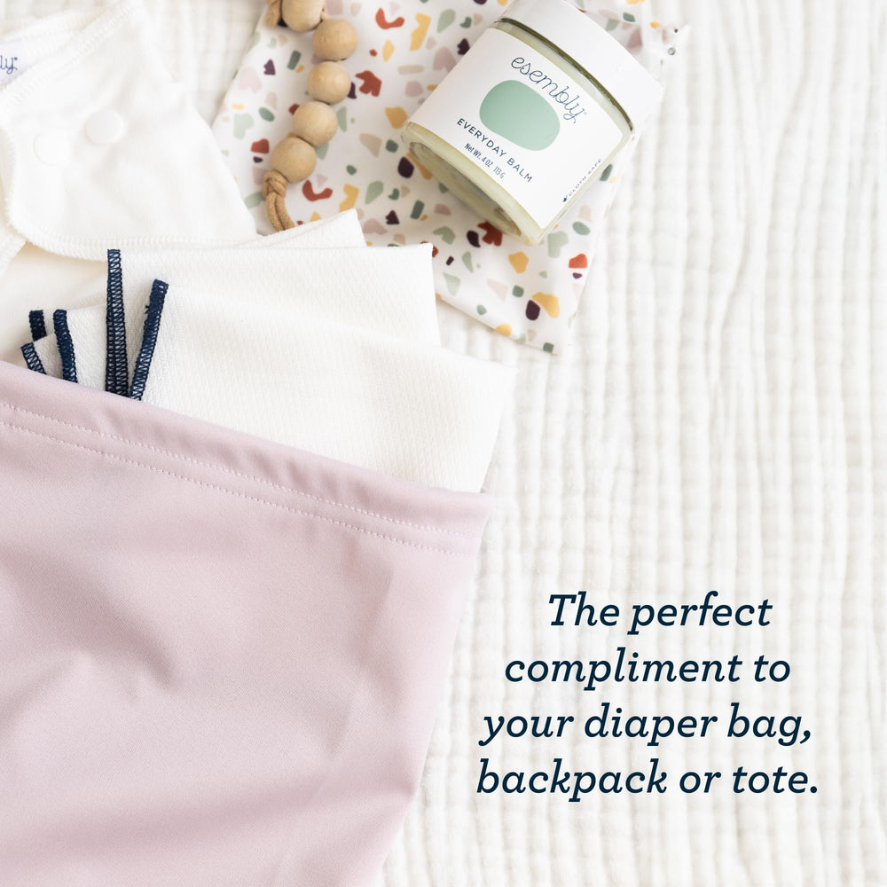 Esembly Ditty Bag Duo Mist close-up drawstring demonstrates secure leak-proof design.