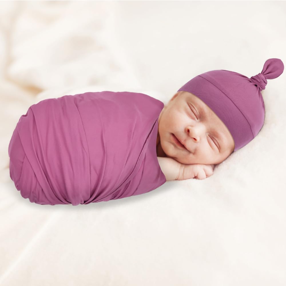 Dizila newborn photography prop for versatile session styling.