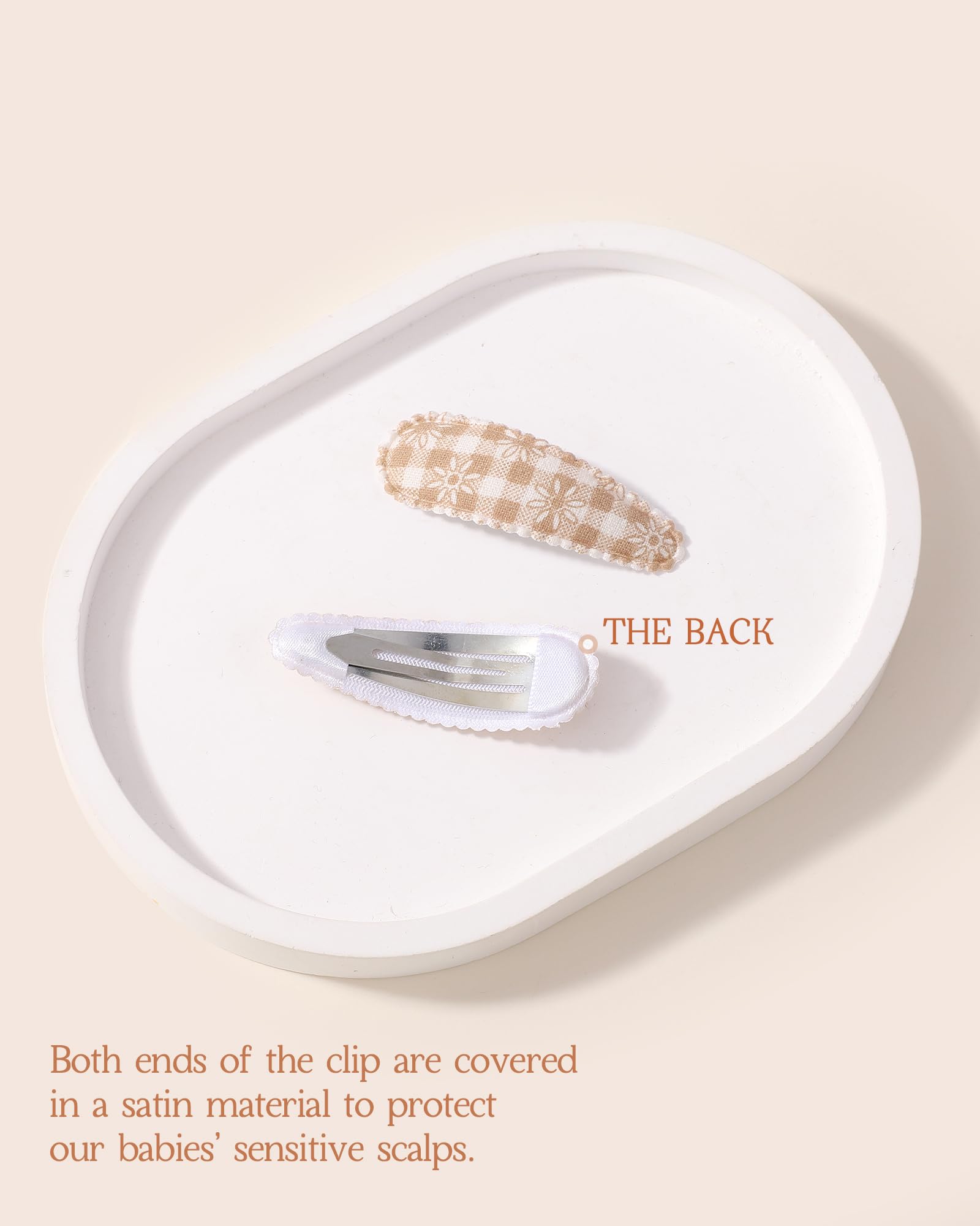 doboi transparent storage box keeps 40 clips neatly organized.