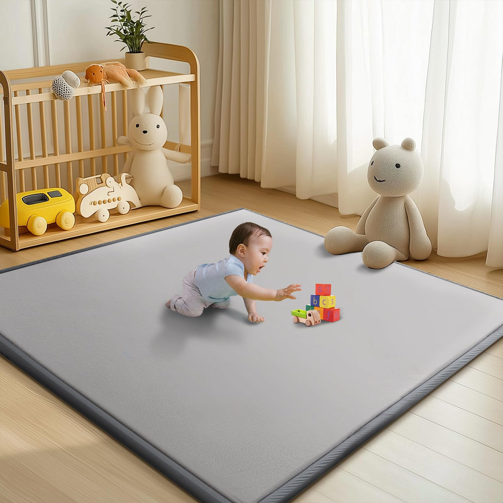 DoCred baby play mat with 1.4-inch memory foam cushions gentle tummy time.