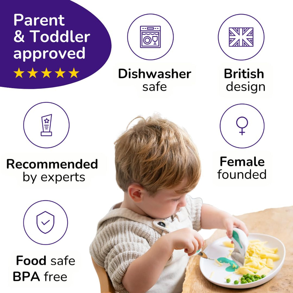 doddl mealtime moment with child learning to eat
