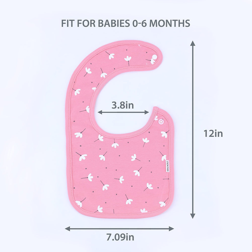 DOKMA bib with secure snaps prevents tug-off for baby comfort.