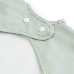 Done by Deer adjustable double-closure ensures a snug, growing fit.