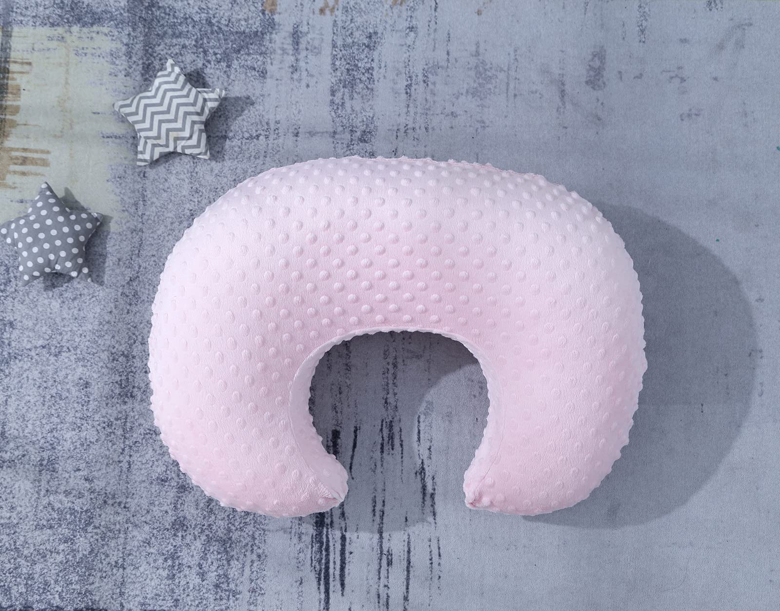 DONOMILO pillow supports tummy time for later development.