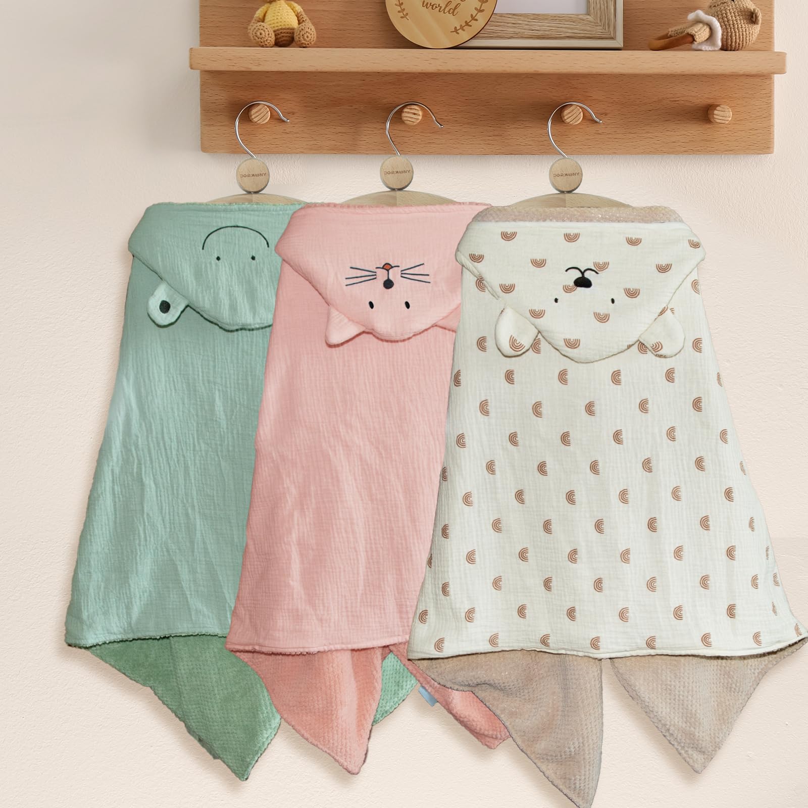 Dormlony cozy bath-time towel with flannel lining for baby.