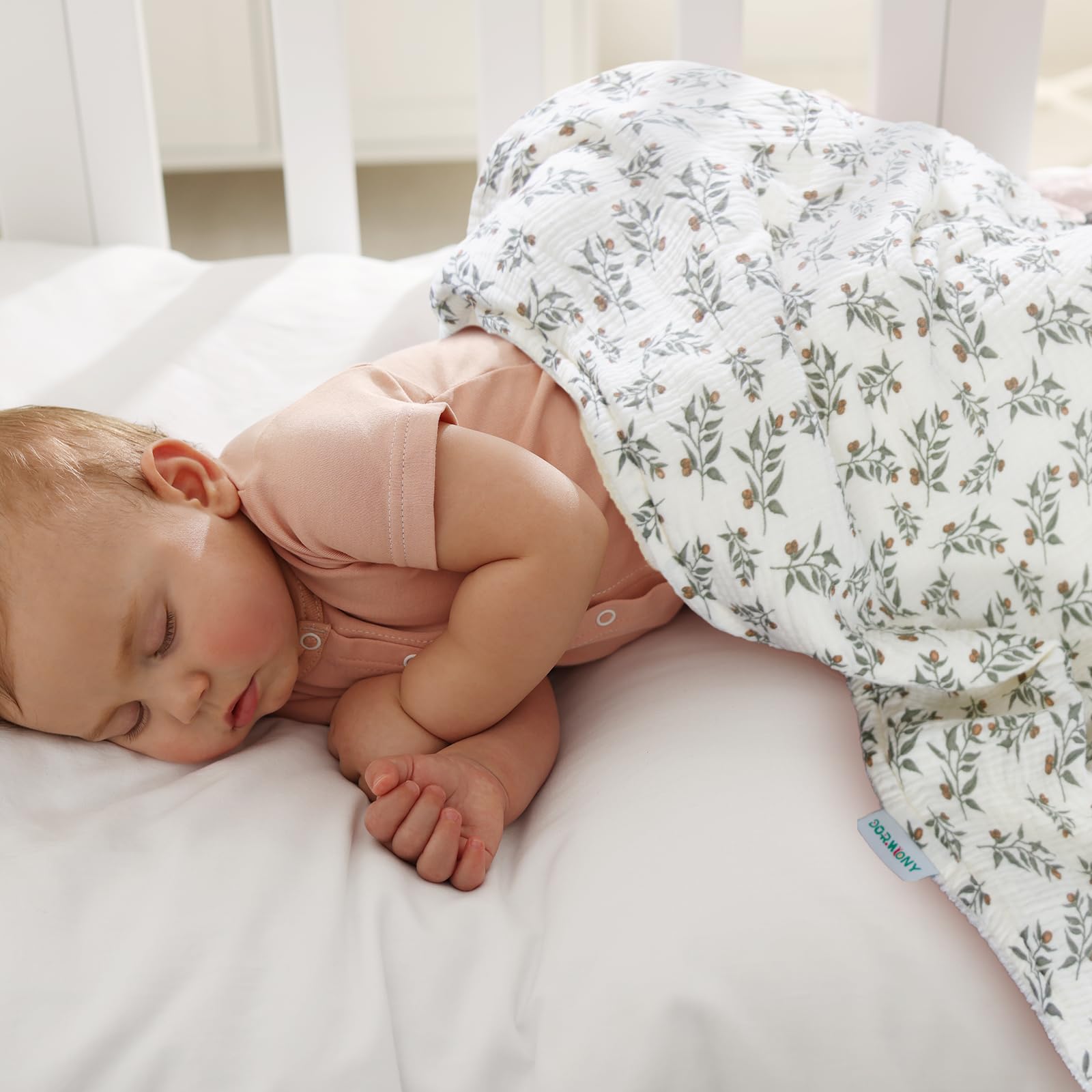 Dormlony cozy baby fabric for soothing nap times