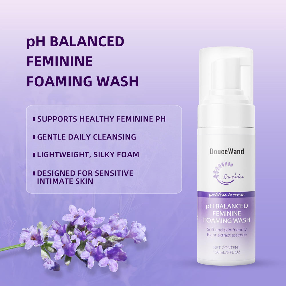 DOUCEWAND pump-top application for gentle foaming cleanse