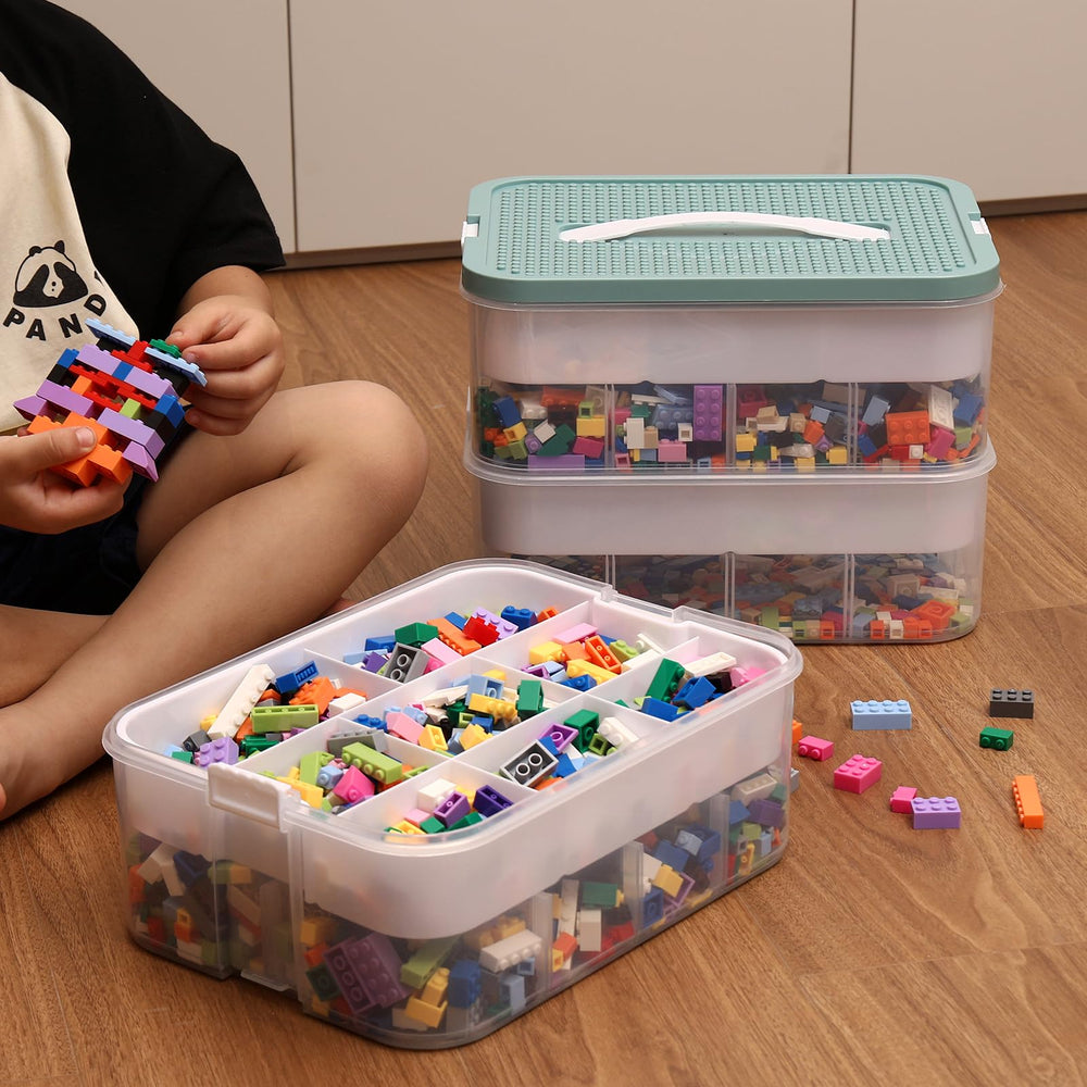 Douorgan portable case with carry handle makes transport simple.