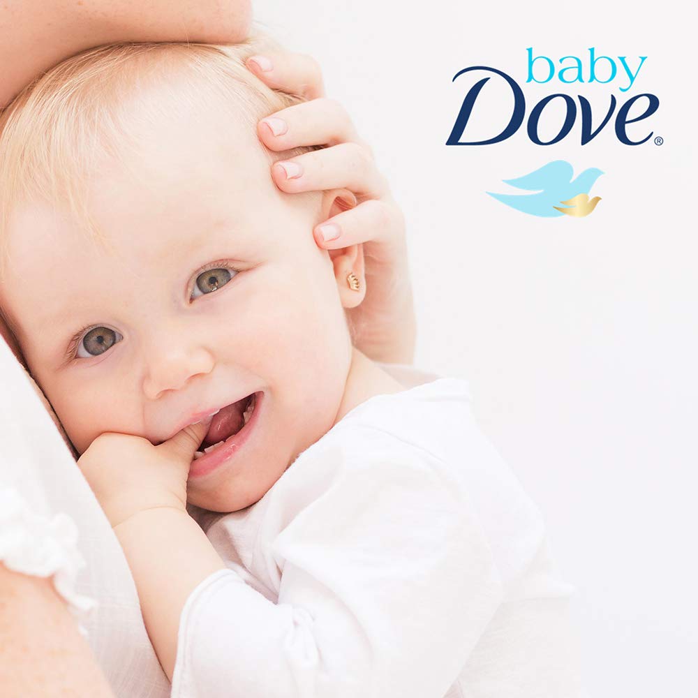 Dove Baby Wipes Sensitive Moisture used for newborn care.
