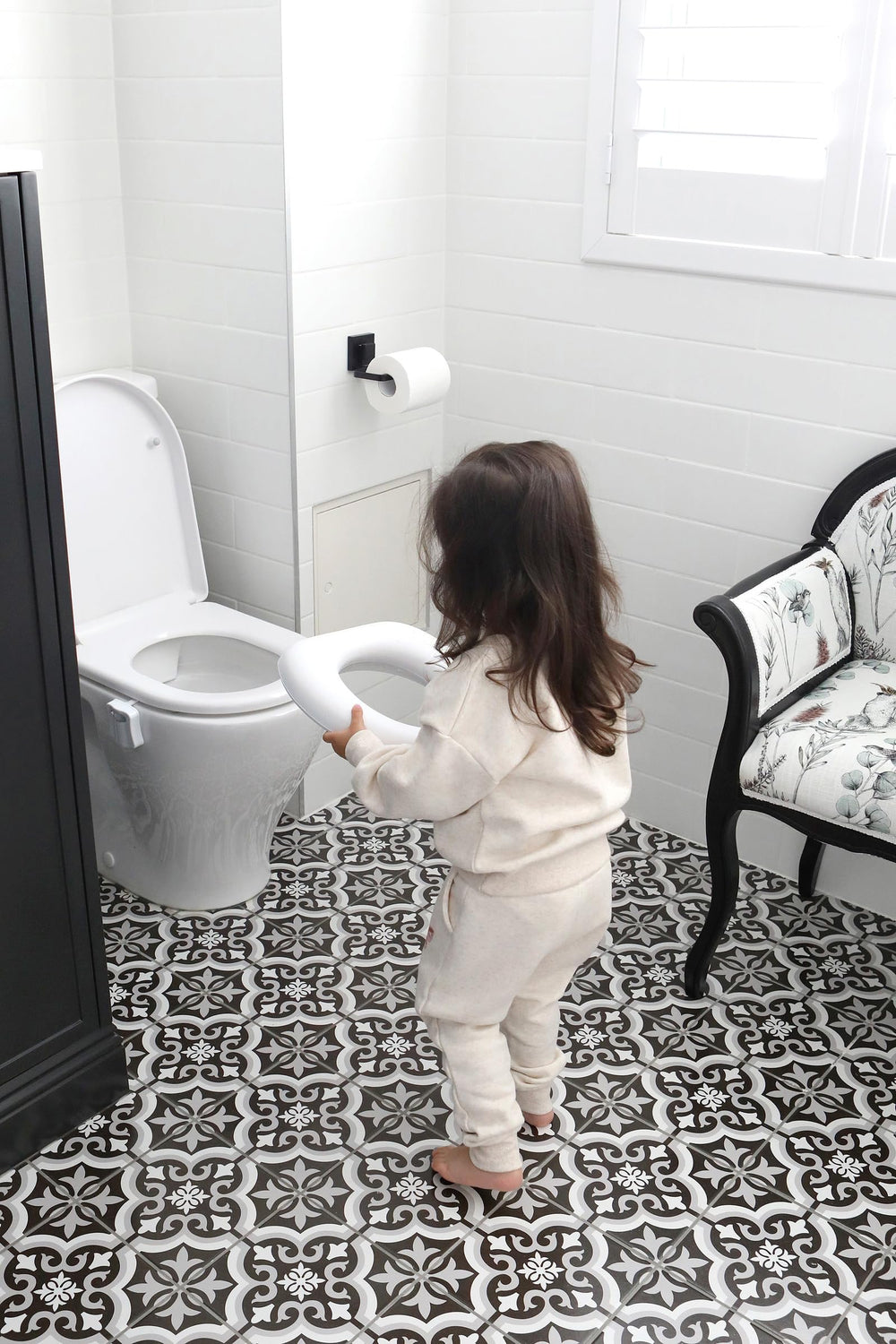 Dreambaby Soft Touch Potty Seat compact design ideal for small bathrooms