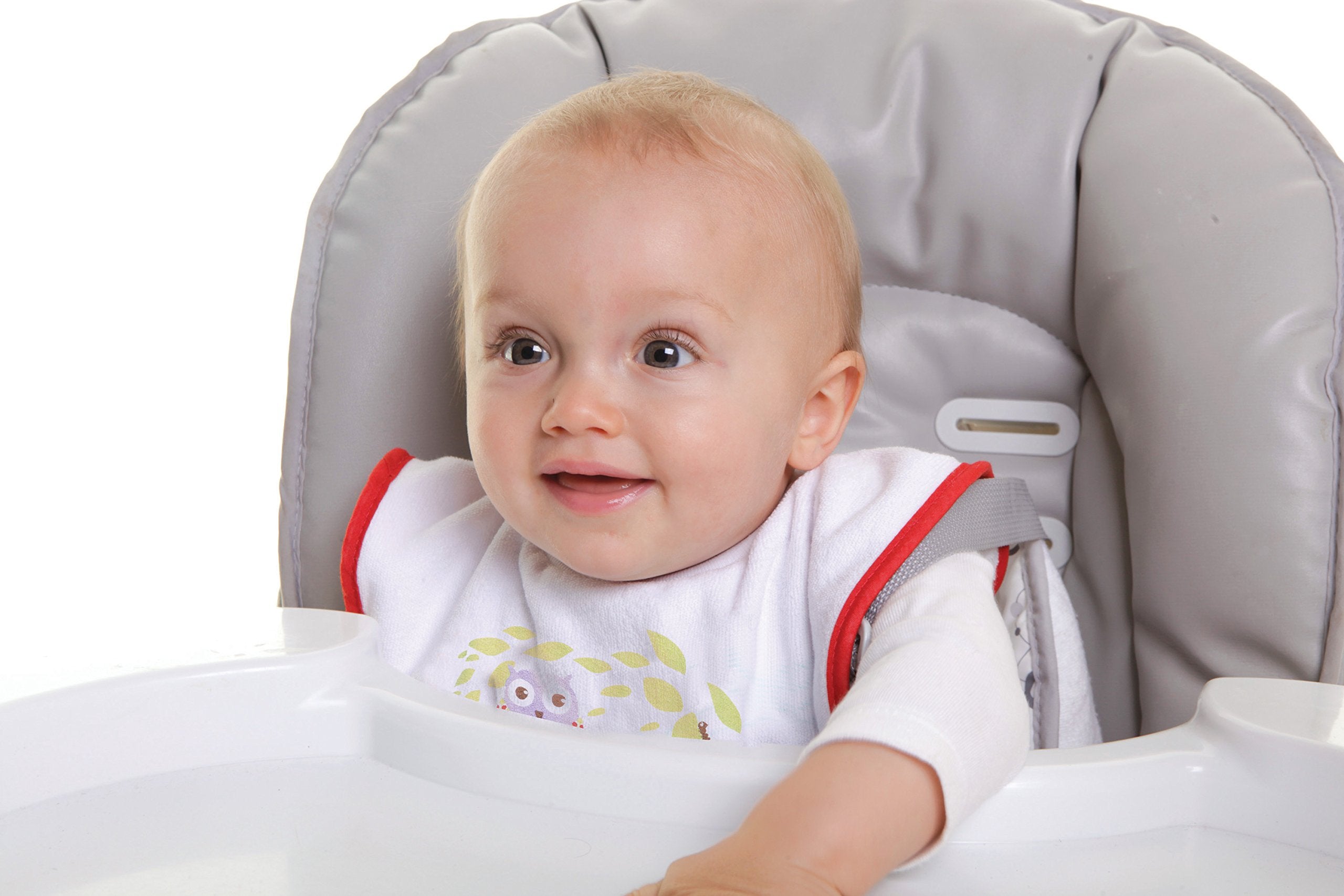Soft terry cotton Dreambaby bib keeps baby dry during teething and feeding.