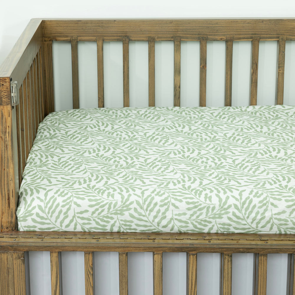 Dreamology standard 28x52x8 crib sheet ready for crib mattress