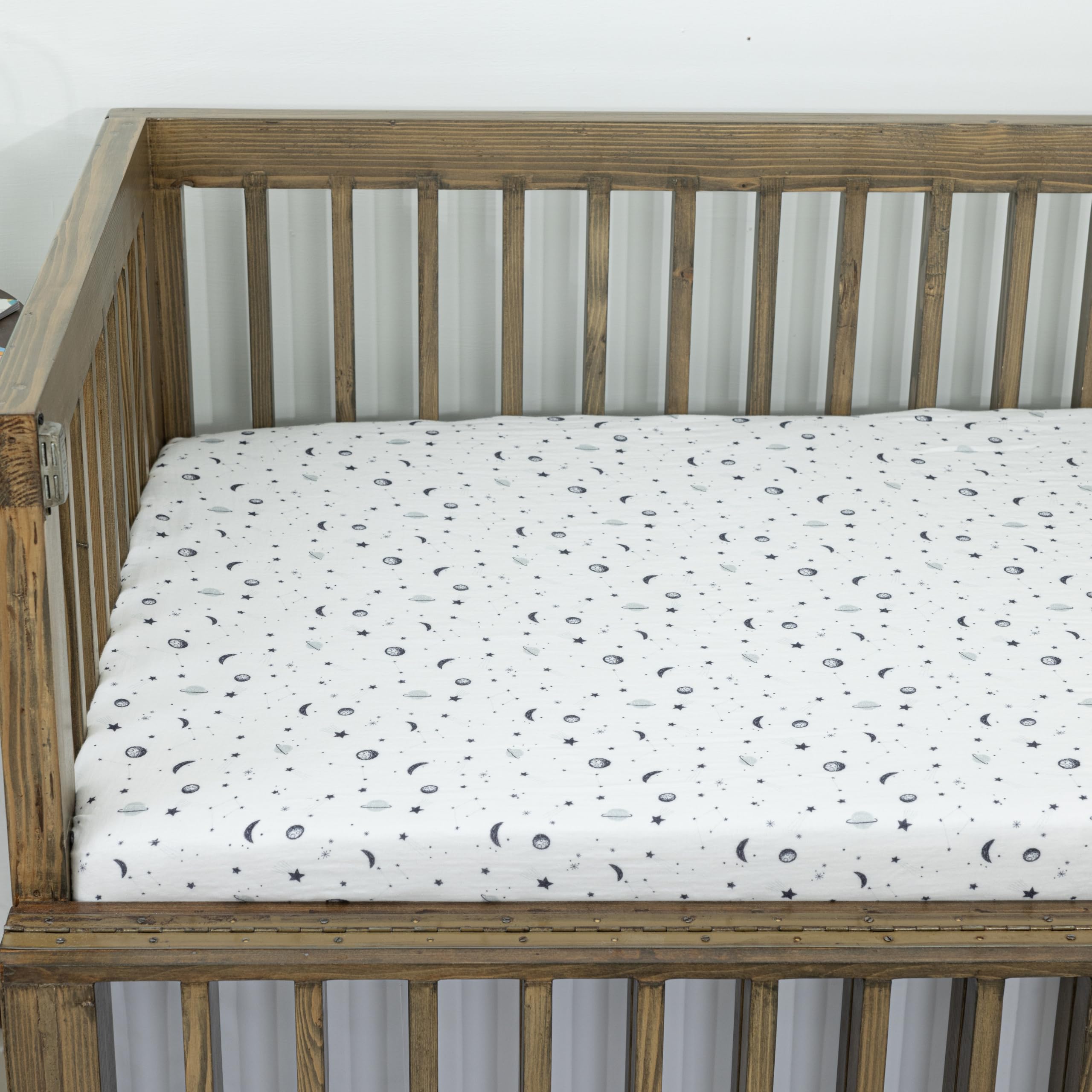 Dreamology Planets crib sheet suits toddler beds for secure use