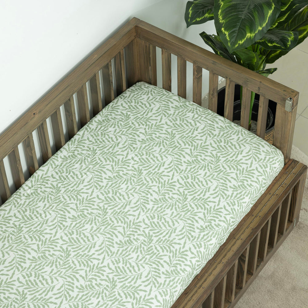 Dreamology crib sheet ideal for toddler bed transition