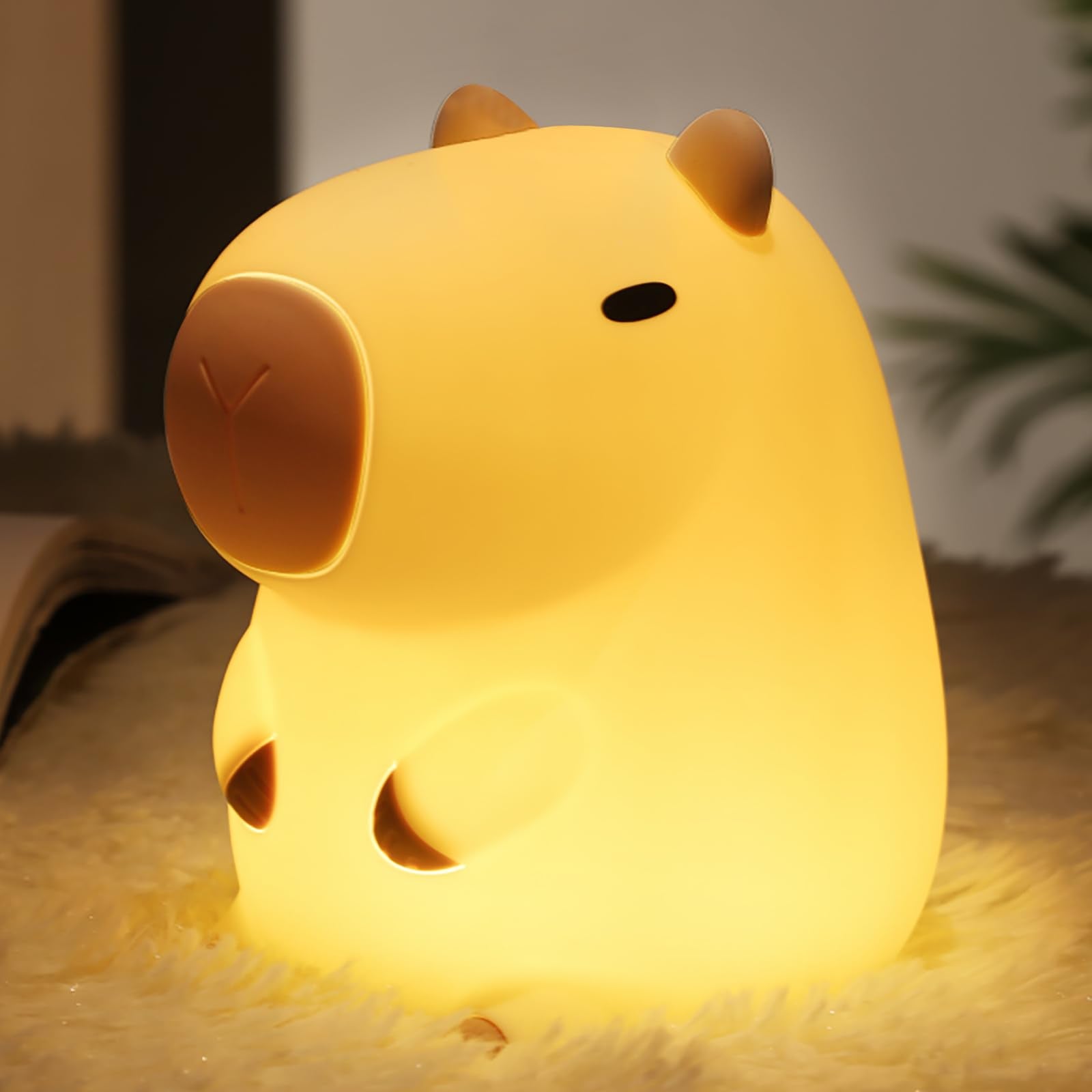 Drecoam Capybara night light silicone squishy close-up for soothing bedtime ambiance.