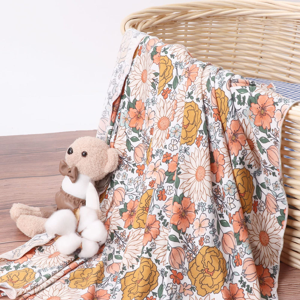 DRESHOW BQUBO blanket displayed flat to show size and pattern