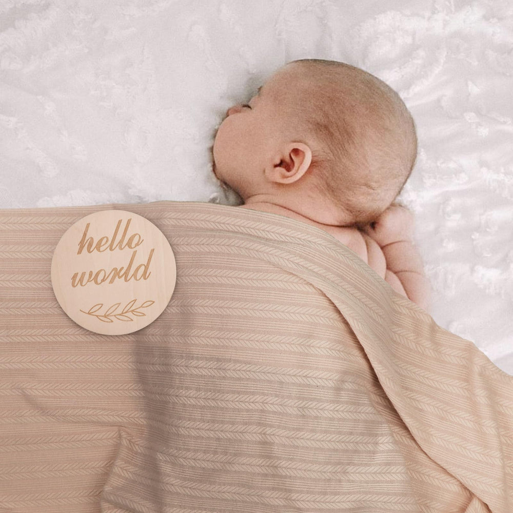 DRESHOW BQUBO Hello World birth card, keepsake moment