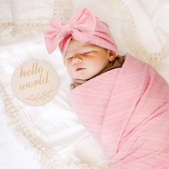 DRESHOW BQUBO large 80 cm square swaddle blanket in pink for secure wrapping.