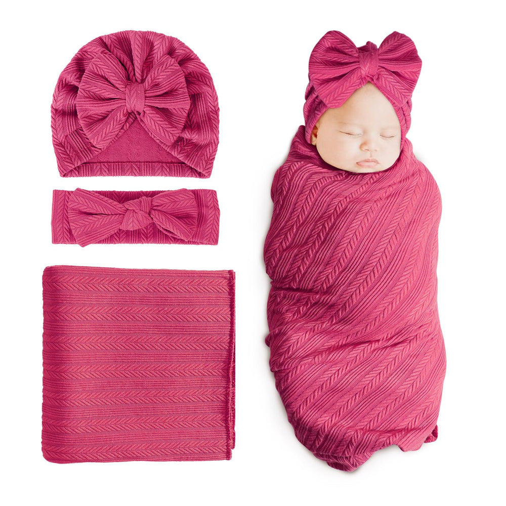 DRESHOW BQUBO newborn blanket set in soft cozy fabric for baby warmth.