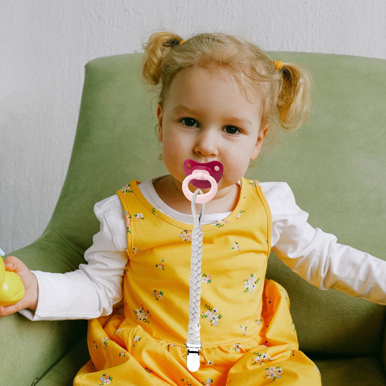 Duludulu easy-wash braided clips simplify cleanup after playtime and outings.