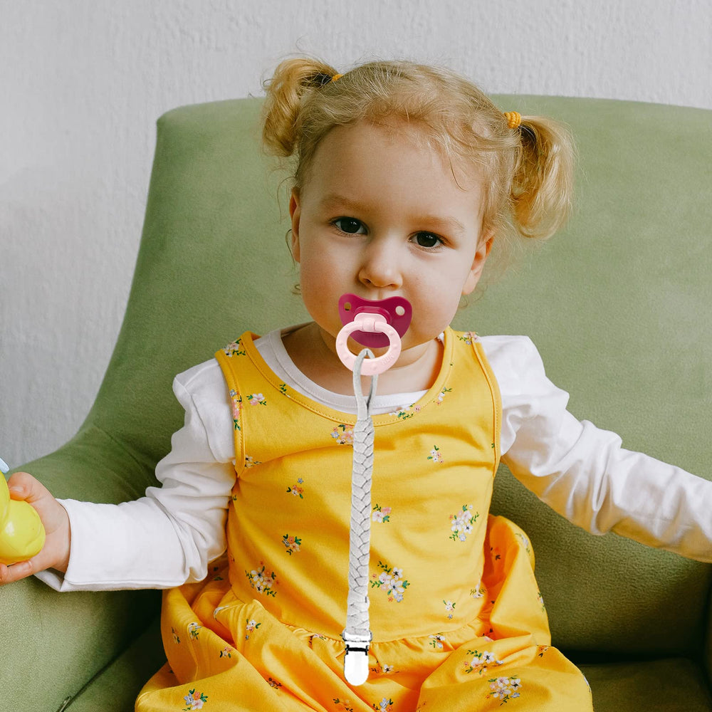 Duludulu easy-wash braided clips simplify cleanup after playtime and outings.
