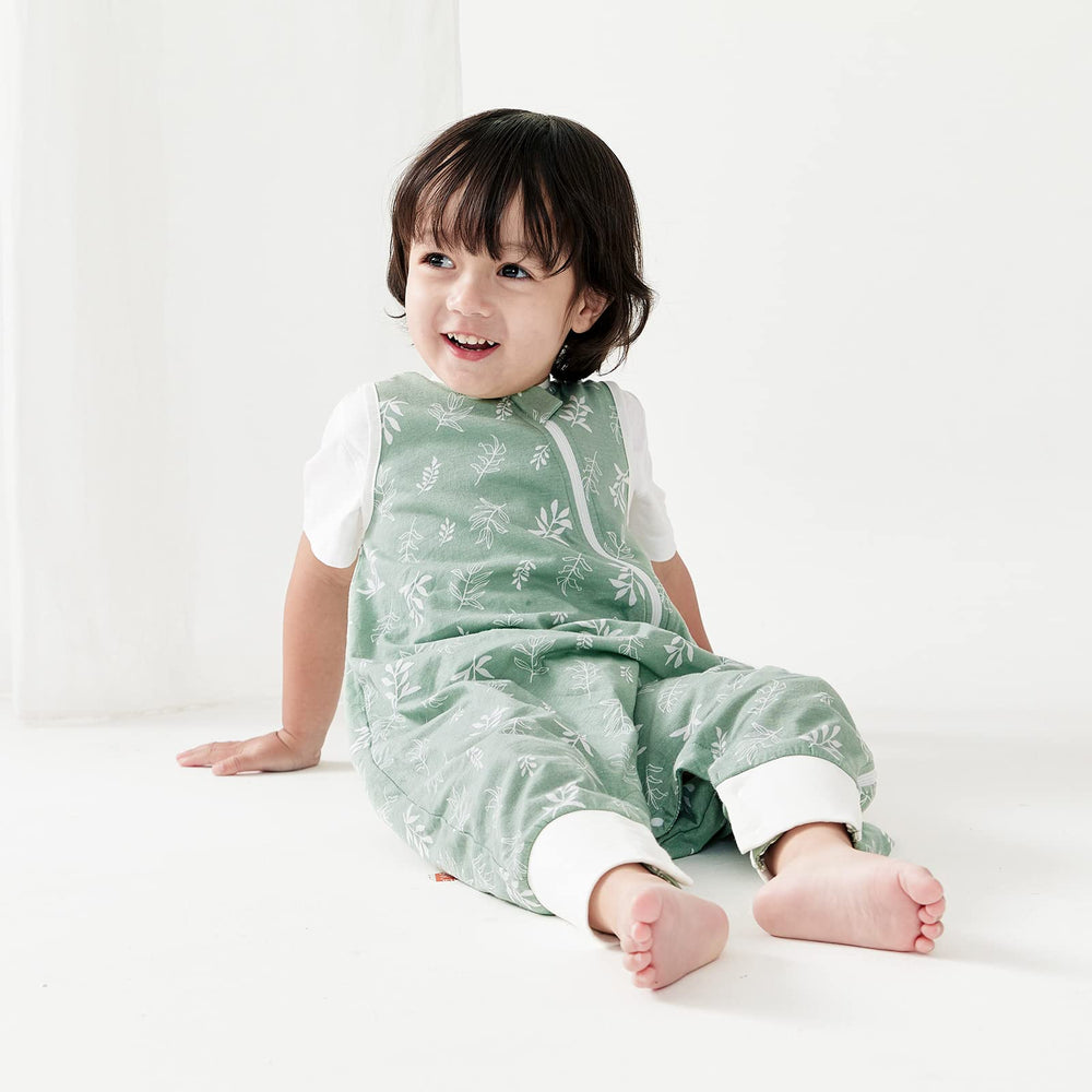 Duomiaomiao 100% cotton breathable fabric keeps toddlers comfortable.