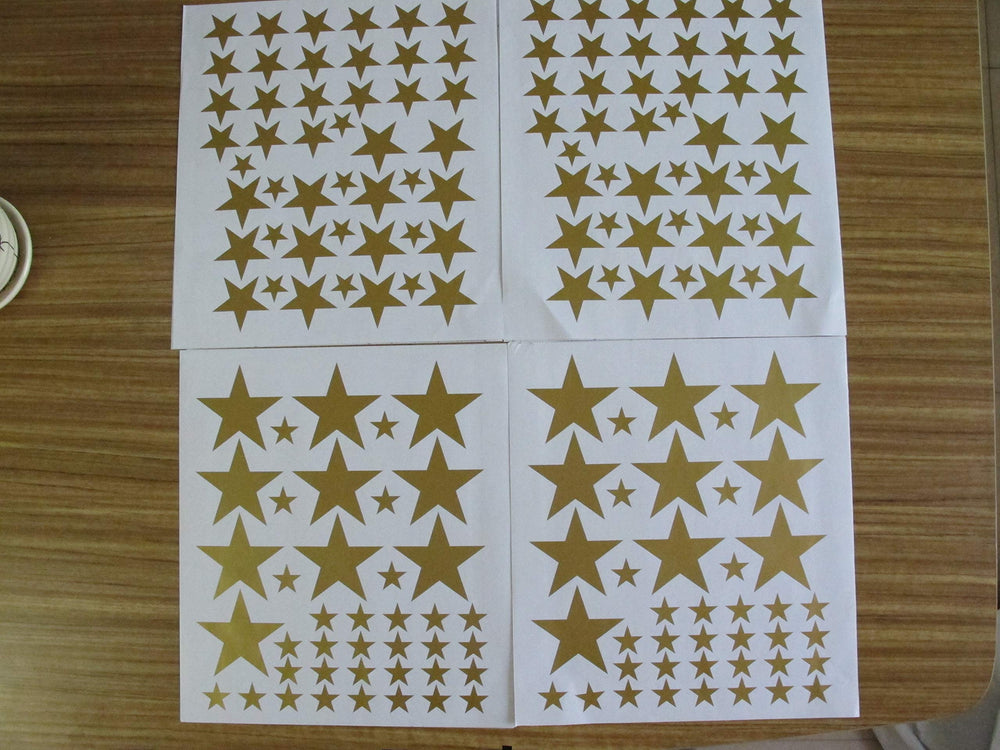 DXLING Melissalove black star stickers create chic accents on living room walls