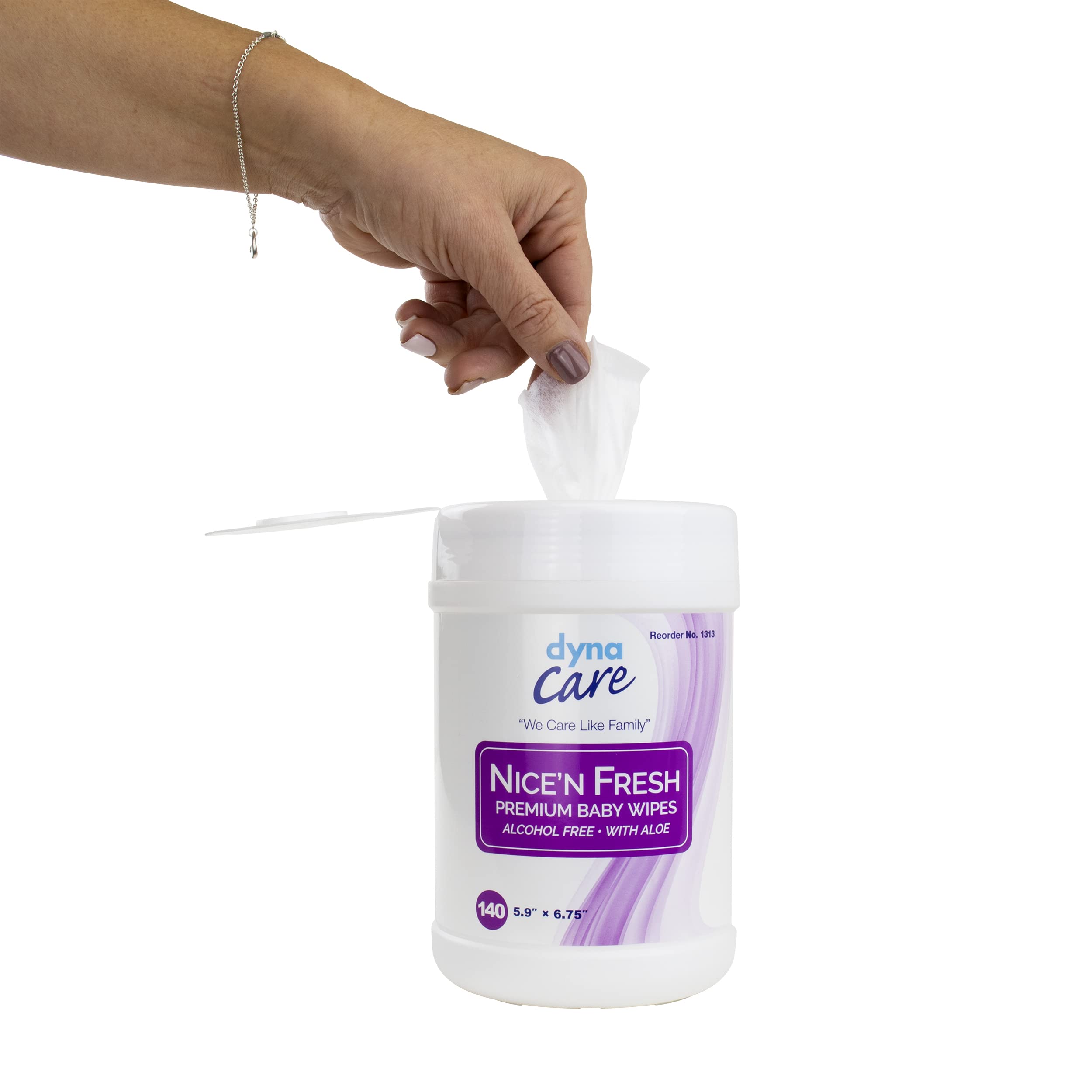 Dynarex Nice'n Fresh wipes featuring aloe and lanolin