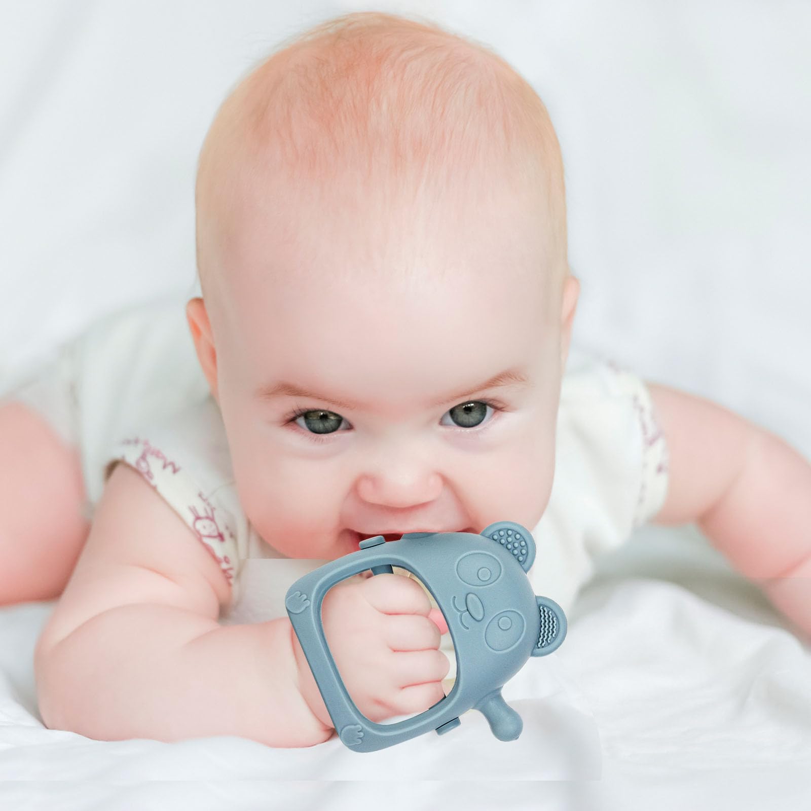Eascrozn teether hollow design keeps hands dry during play