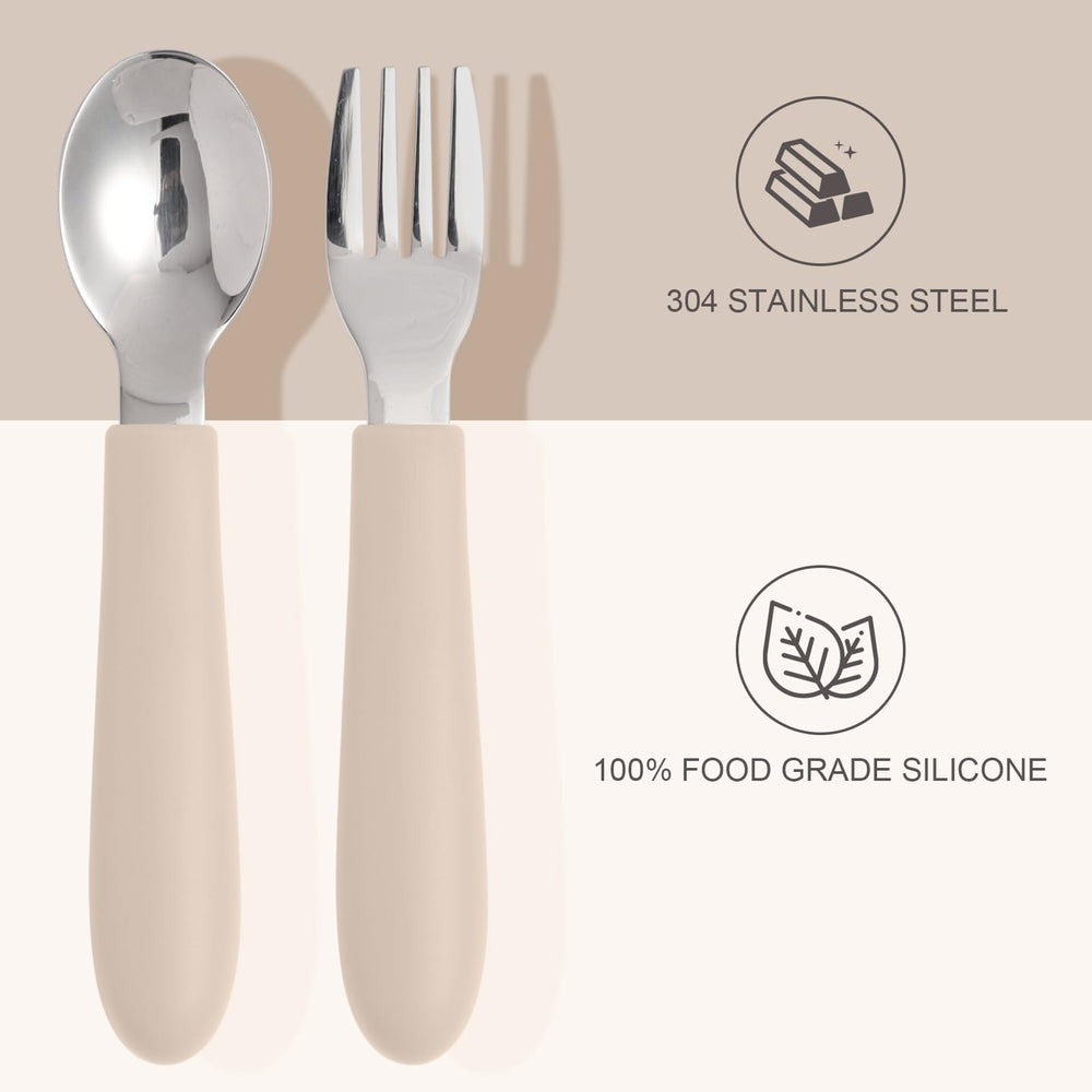 Eascrozn utensils featuring rounded edges for gentle feeding safety.