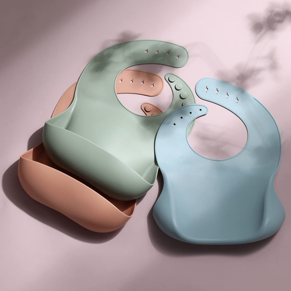 Eascrozn bibs’ big pocket catches crumbs and spills, keeping outfits clean.