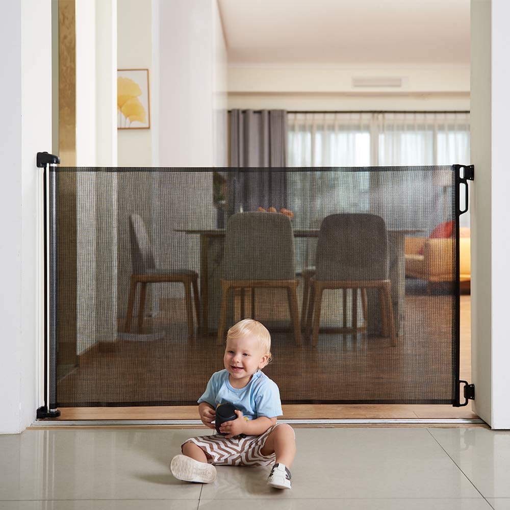 EasyBaby gate mounts between rigid surfaces like plaster or timber.